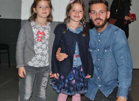 Camille, une amie et Matt Pokora