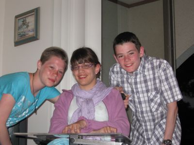 Emilie, Laura et Jérémy, amis pour la vie